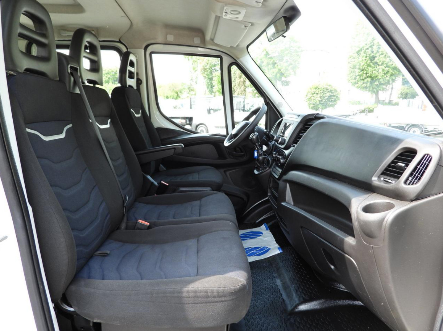 Iveco Daily 2021, photo 6/7