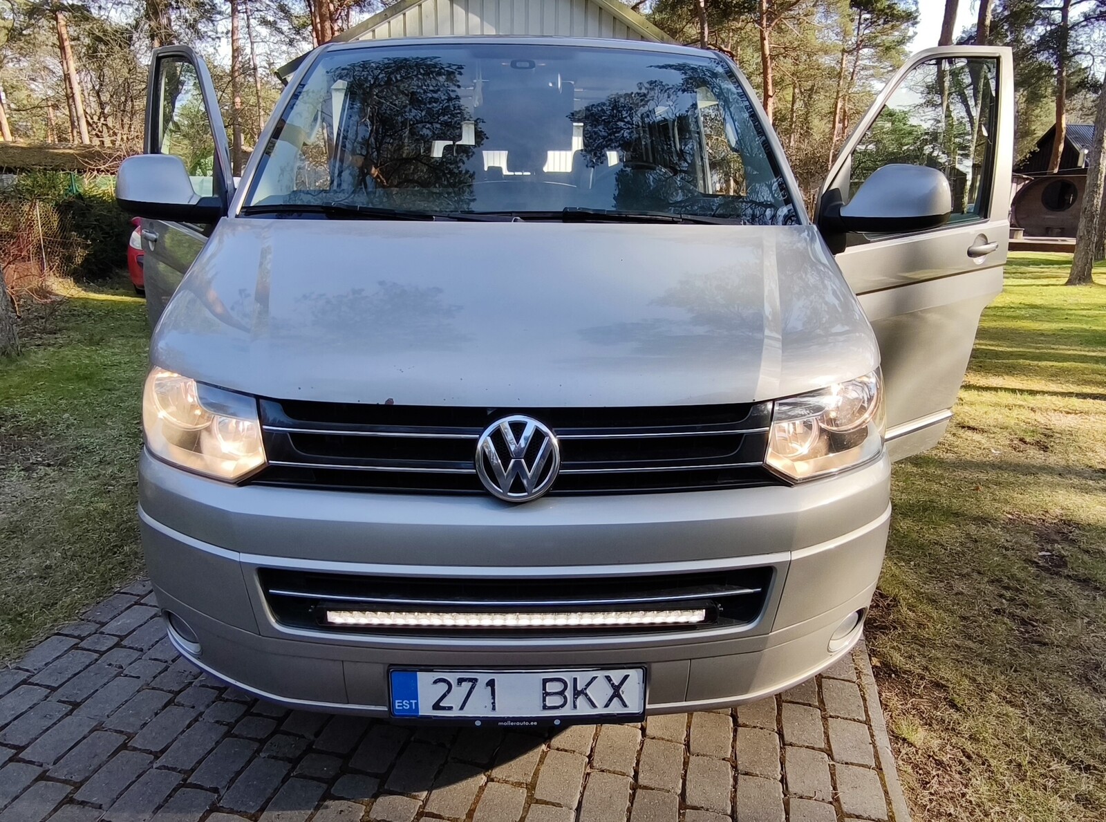 Volkswagen Multivan 2014, kuva 3/10