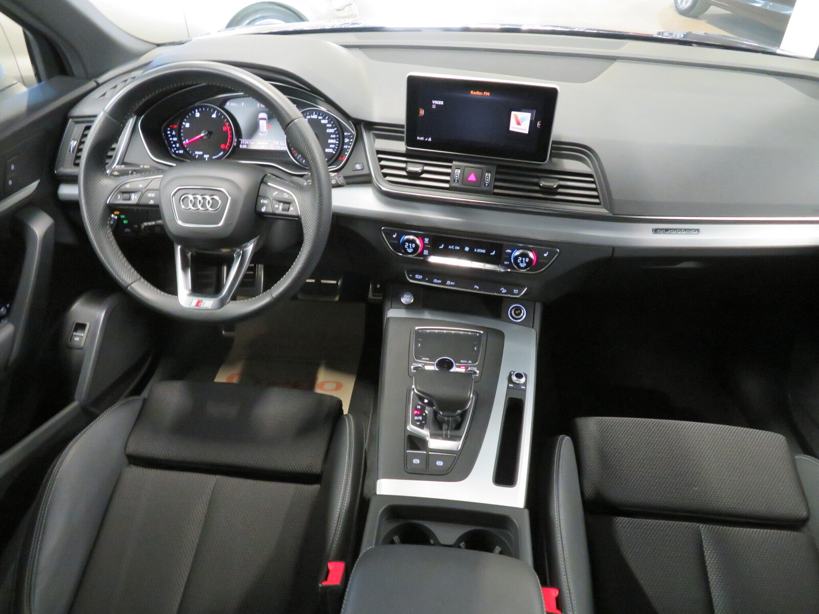 Audi Q5 2019, photo 3/11