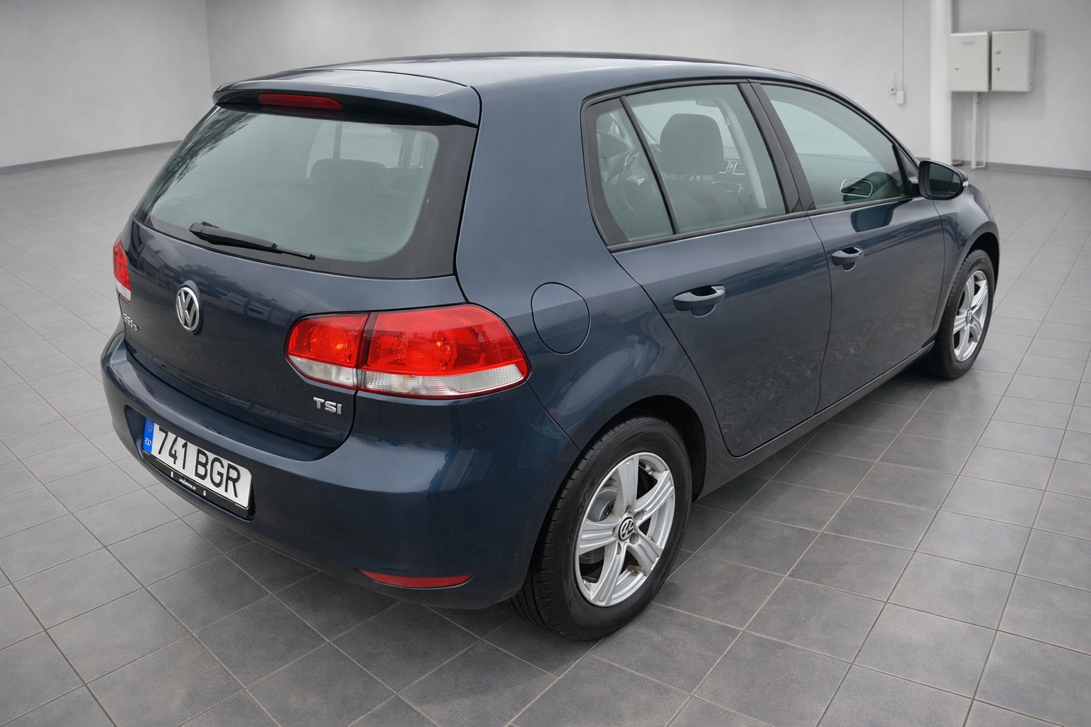 Volkswagen Golf 2012, photo 5/17