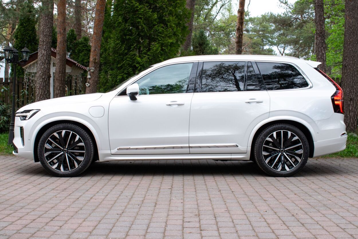 Volvo XC90 2025, photo 6/20