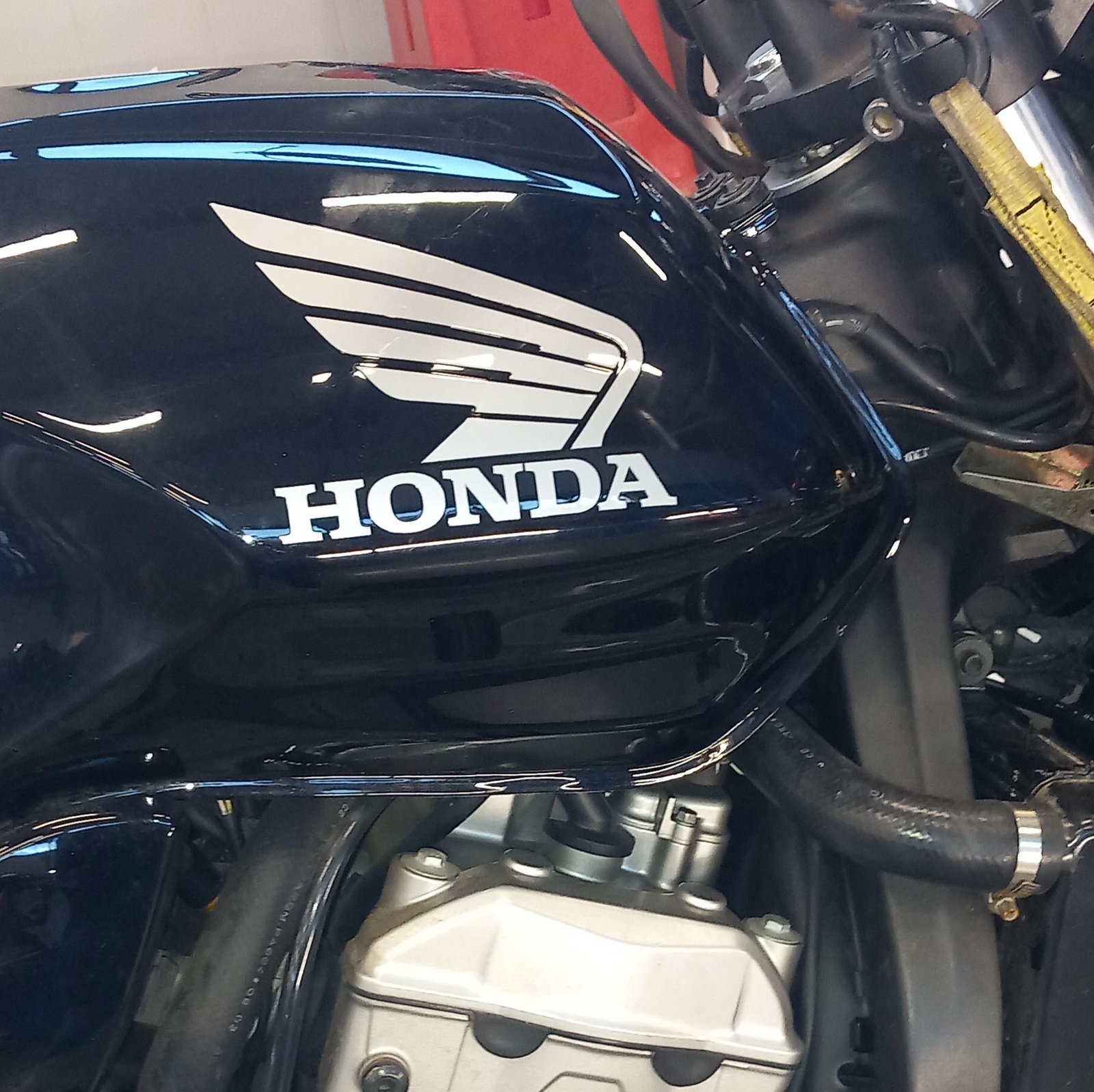 Honda CBF 600NA 2009, kuva 3/7