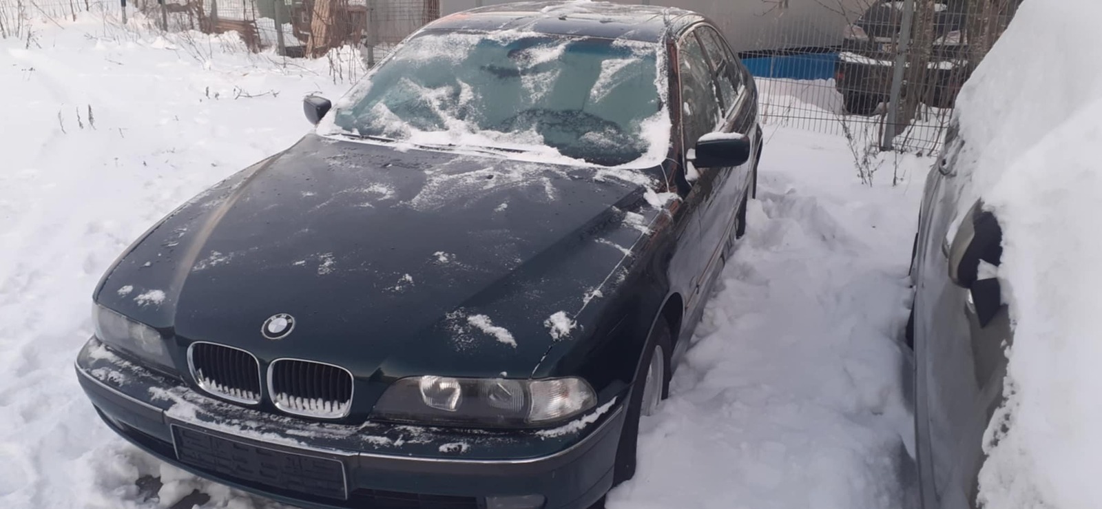 BMW 523 1998, photo 3/3