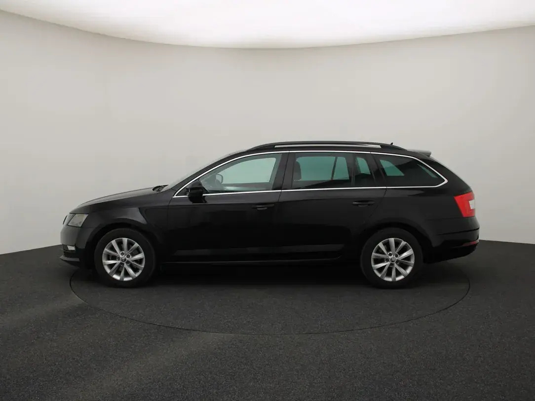 Škoda Octavia 2020, photo 6/32