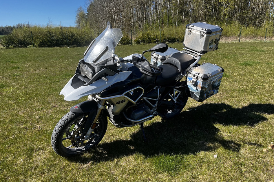 BMW R 1250 GS, 2022, 1.3, 100 kW, bensiin, manuaal, tagavedu