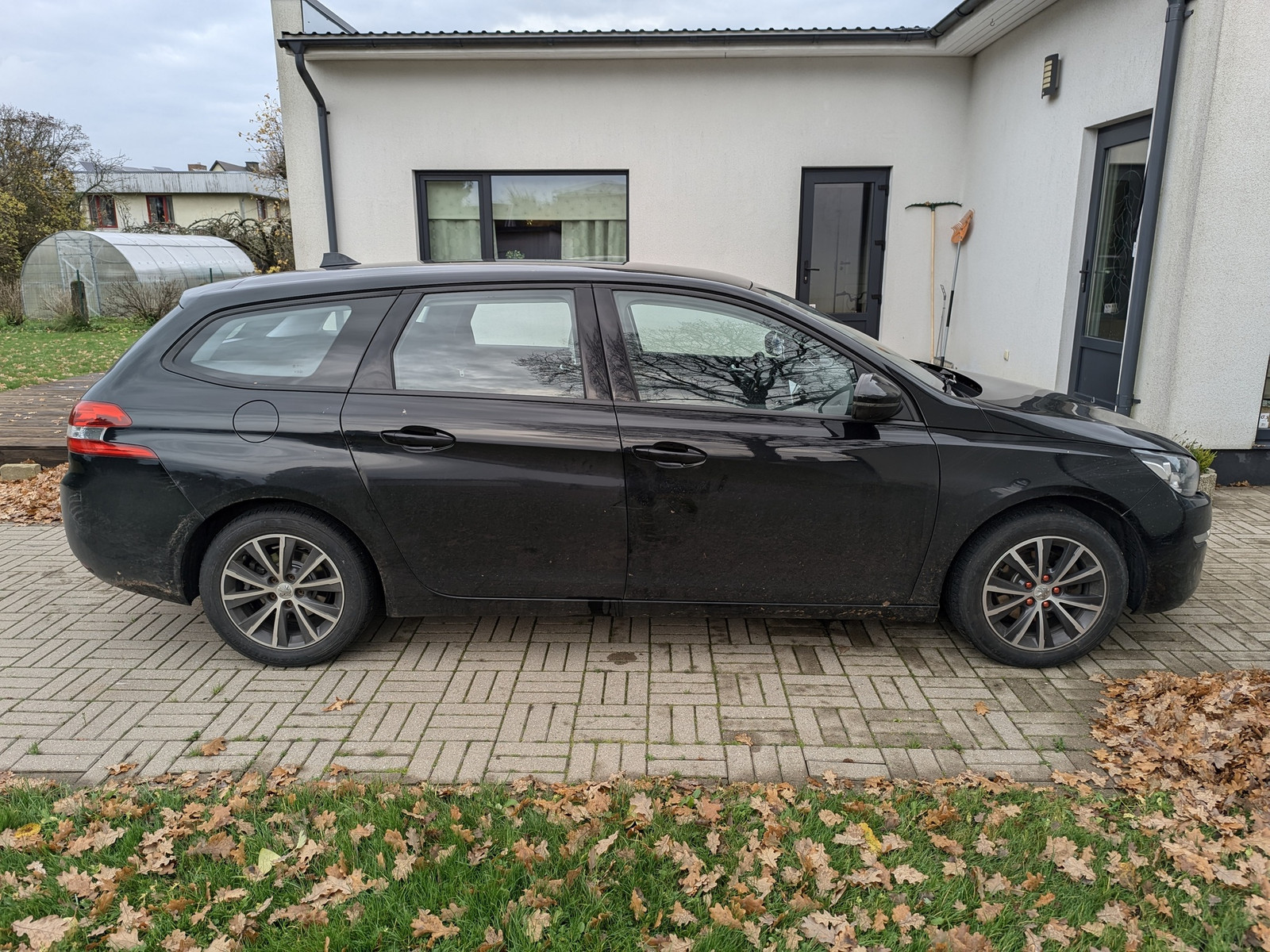 Peugeot 308 2016, photo 2/10