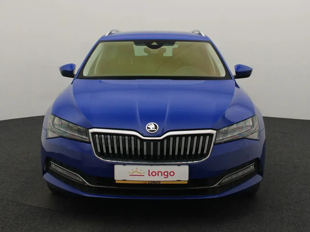 Škoda Superb 2022, photo 3/37