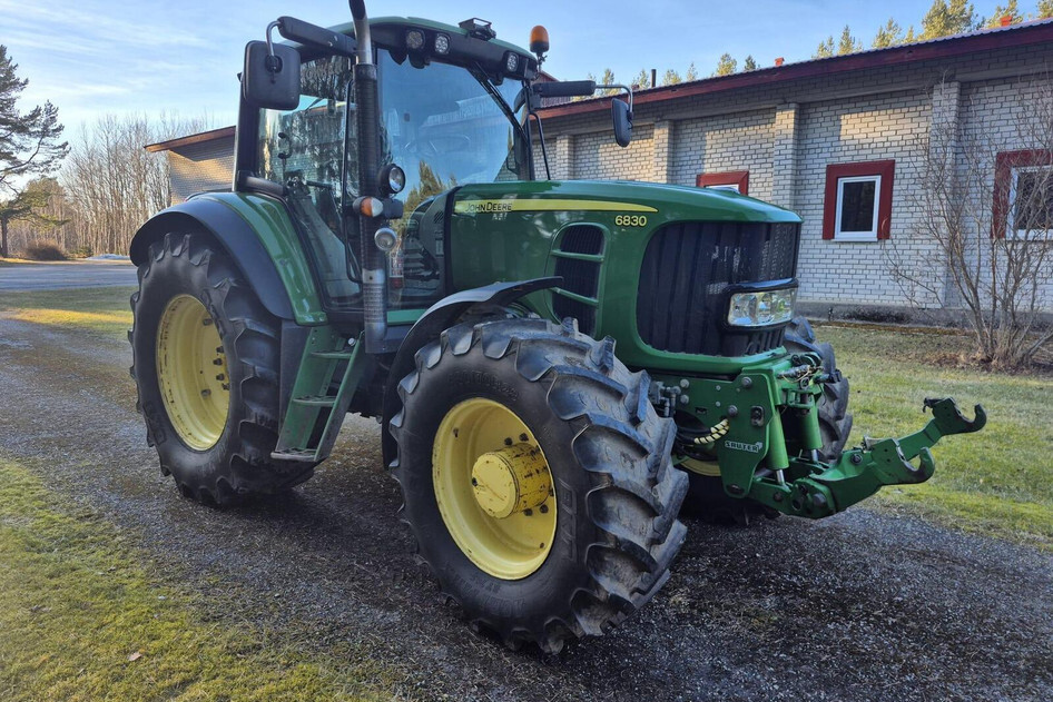 John Deere 6830, 123 kW, dīzelis, automātiskā