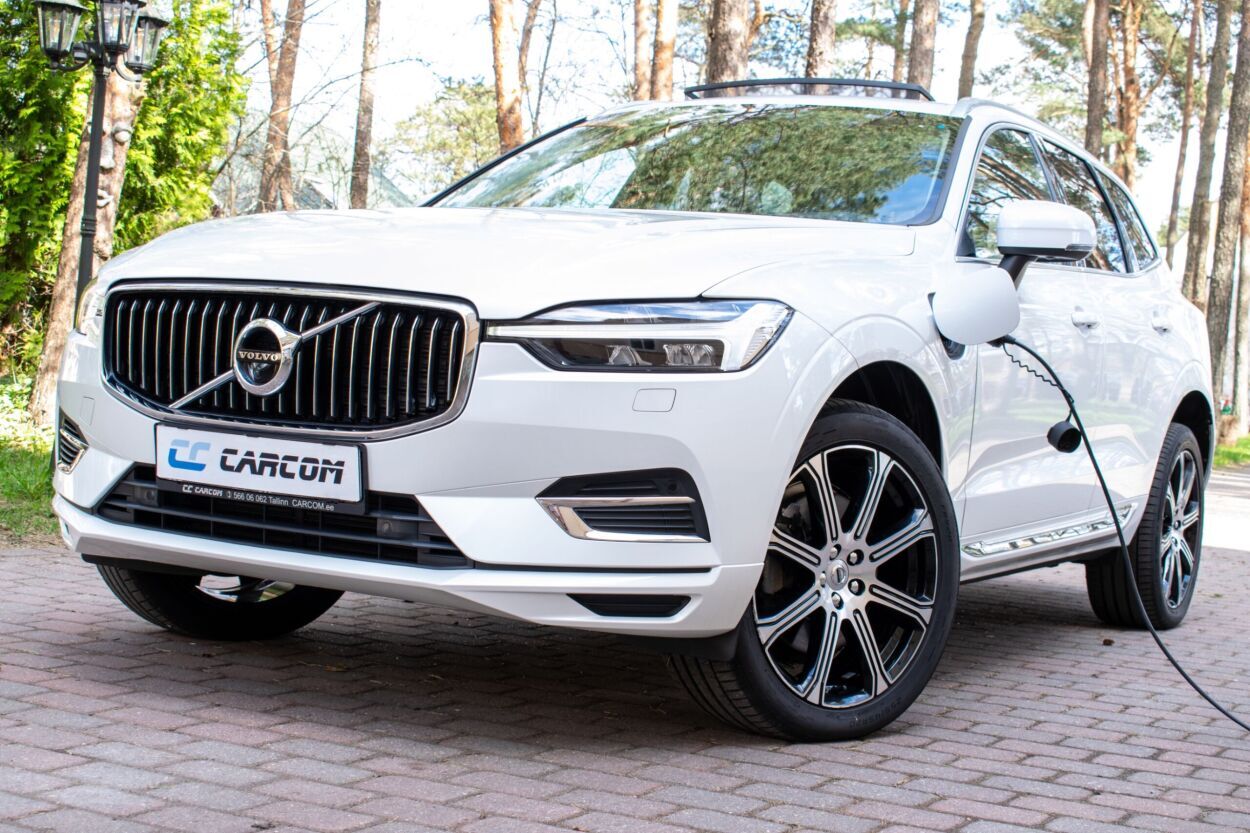 Volvo XC60 AWD T8 Inscription Intelli PRO Xenium Wntr Fu 2.0 T8 Recharge PHEV Long Range 288kW