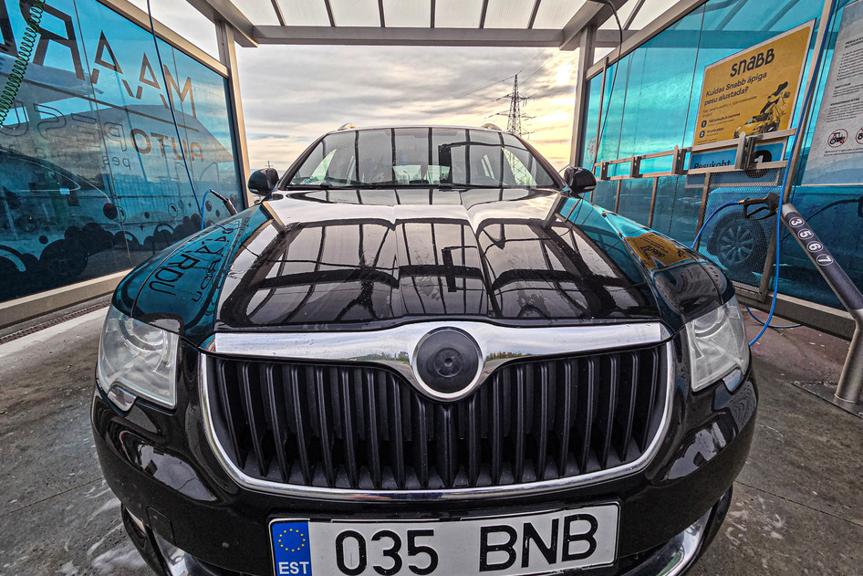 Škoda Superb, 2011, 2.0, 125 kW, дизель, автомат, передний привод
