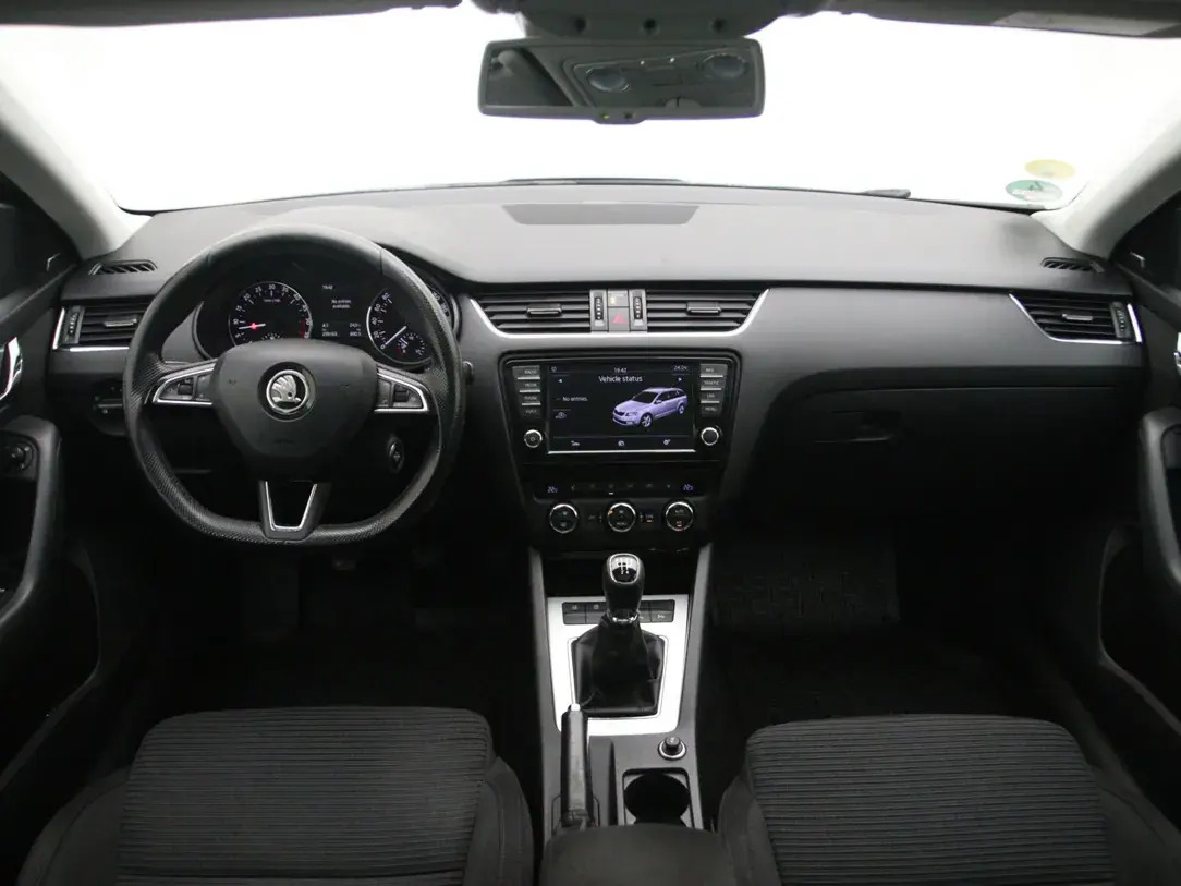Škoda Octavia 2015, photo 2/34