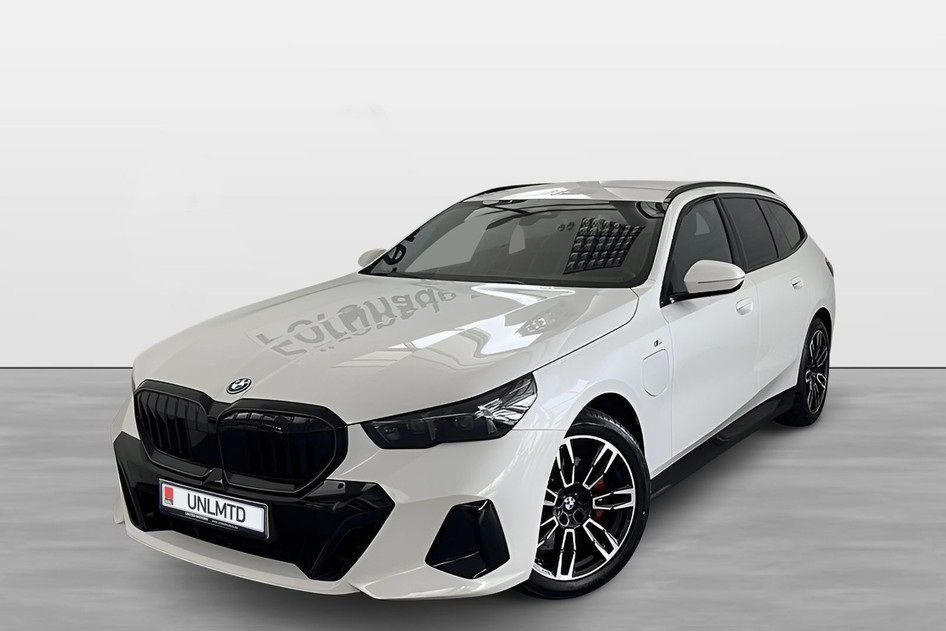 BMW 530, 2025, 2.0, hibridas (benzinas/elektra), automatinė, visų varomųjų ratų pavara