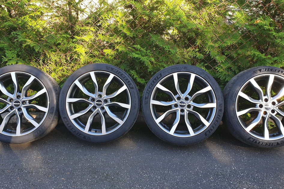 Used alloy wheel+summer tire 235/40R19, Mak Wheels