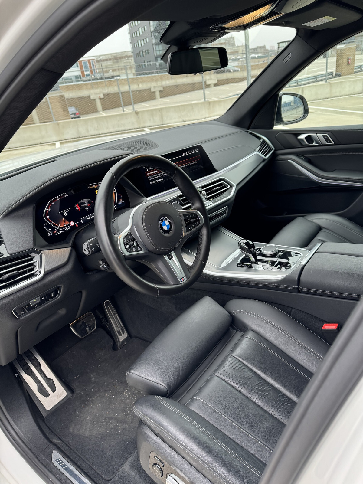 BMW X5 2022, photo 6/9