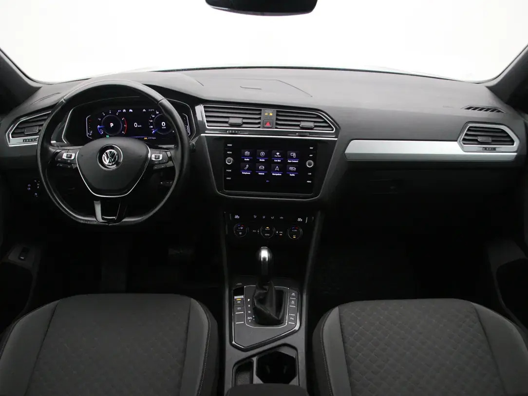 Volkswagen Tiguan 2020, photo 2/41