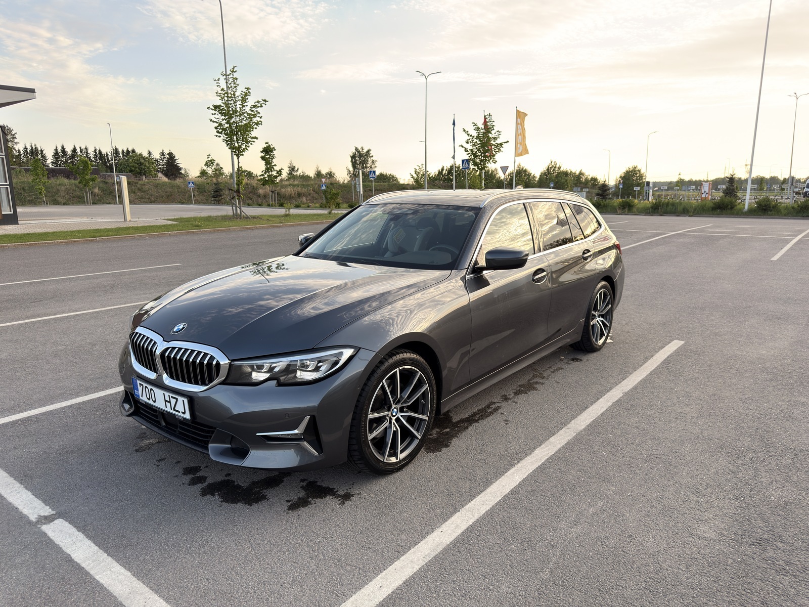 BMW 320 2020, photo 3/9