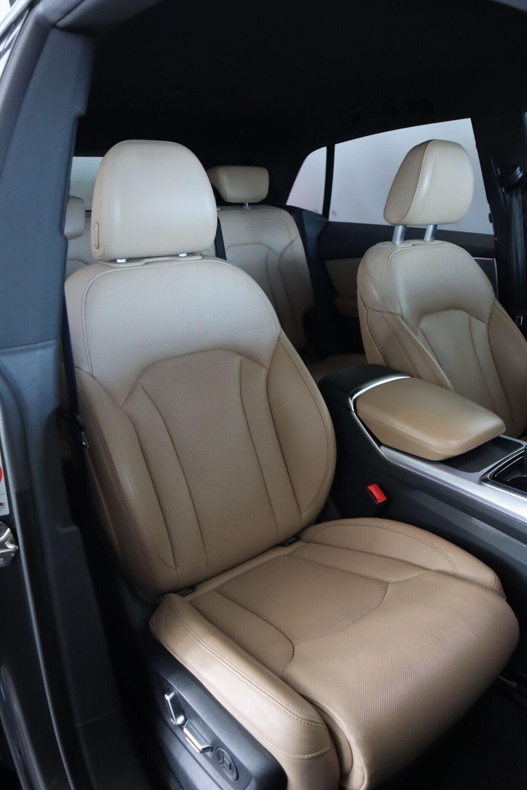 Audi Q8 2021, photo 2/14