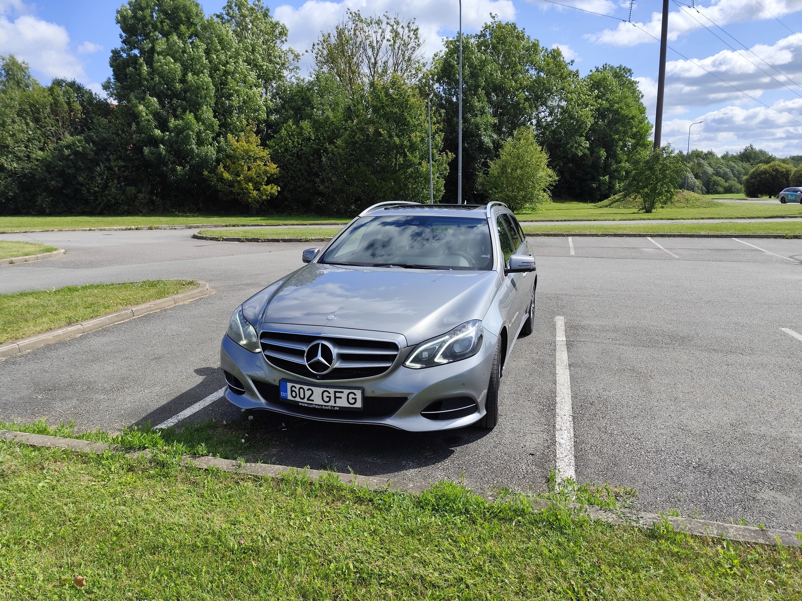 Mercedes-Benz E 250 2015, kuva 2/19