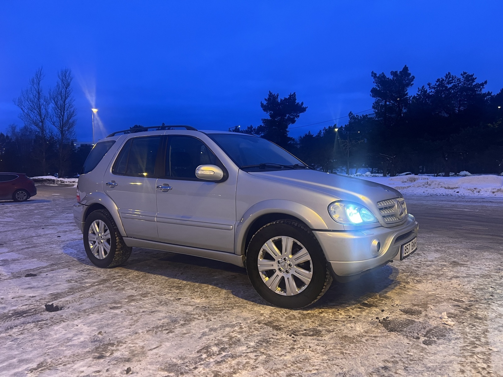 Mercedes-Benz ML 270 2003, photo 2/4
