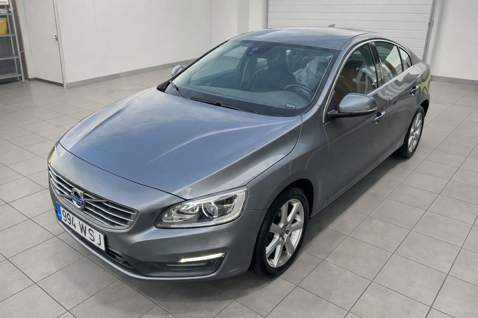 Volvo S60 2.0 Tdi 88kW 2016, photo 3/10