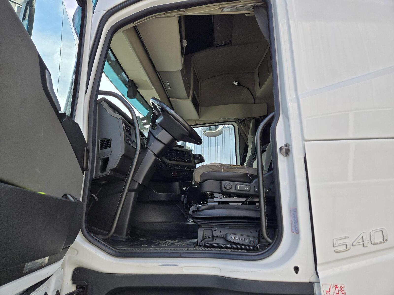 Volvo FH540 8x2 PTO 2020, kuva 6/23