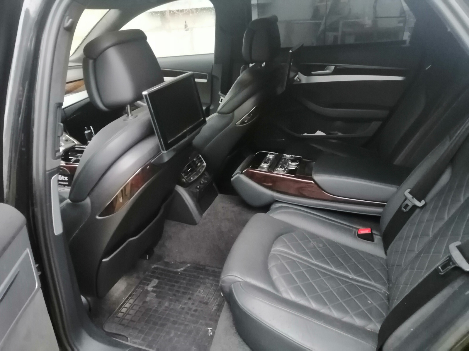 Audi A8 2014, photo 7/7