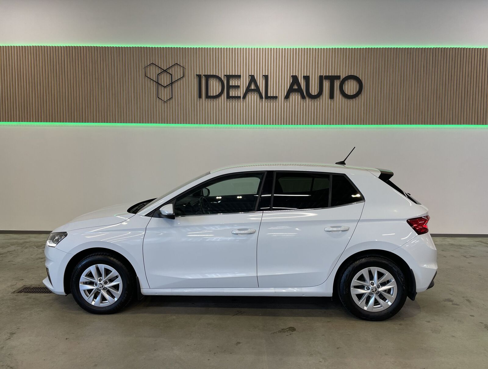 Škoda Fabia 2022, photo 2/21
