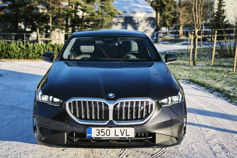 BMW i5, 2023, 250 kW, elektra, automātiskā, aizmugurējā piedziņa