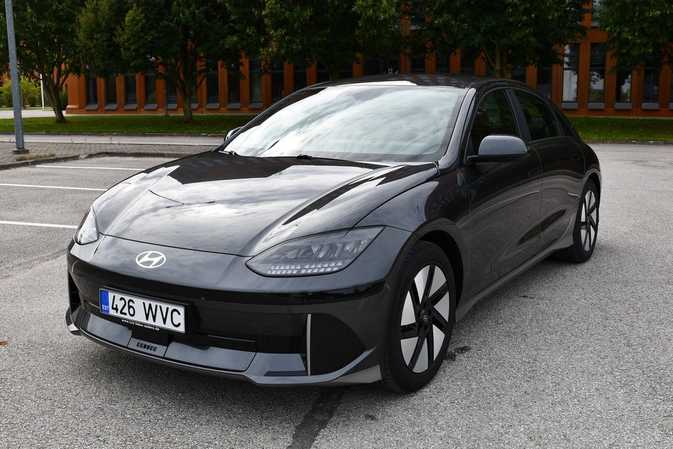 Hyundai IONIQ 6, 2024, 37 kW, electric, automatic, rear-wheel drive