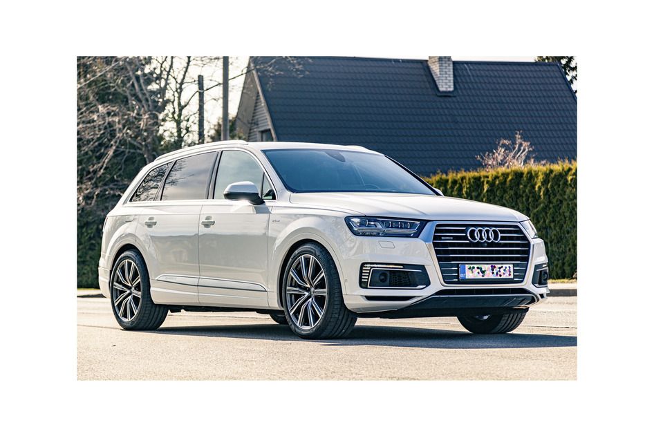 Audi Q7, 2017, 3.0, 190 kW, plug-in hybrid (diesel/electric), automatic, four-wheel drive