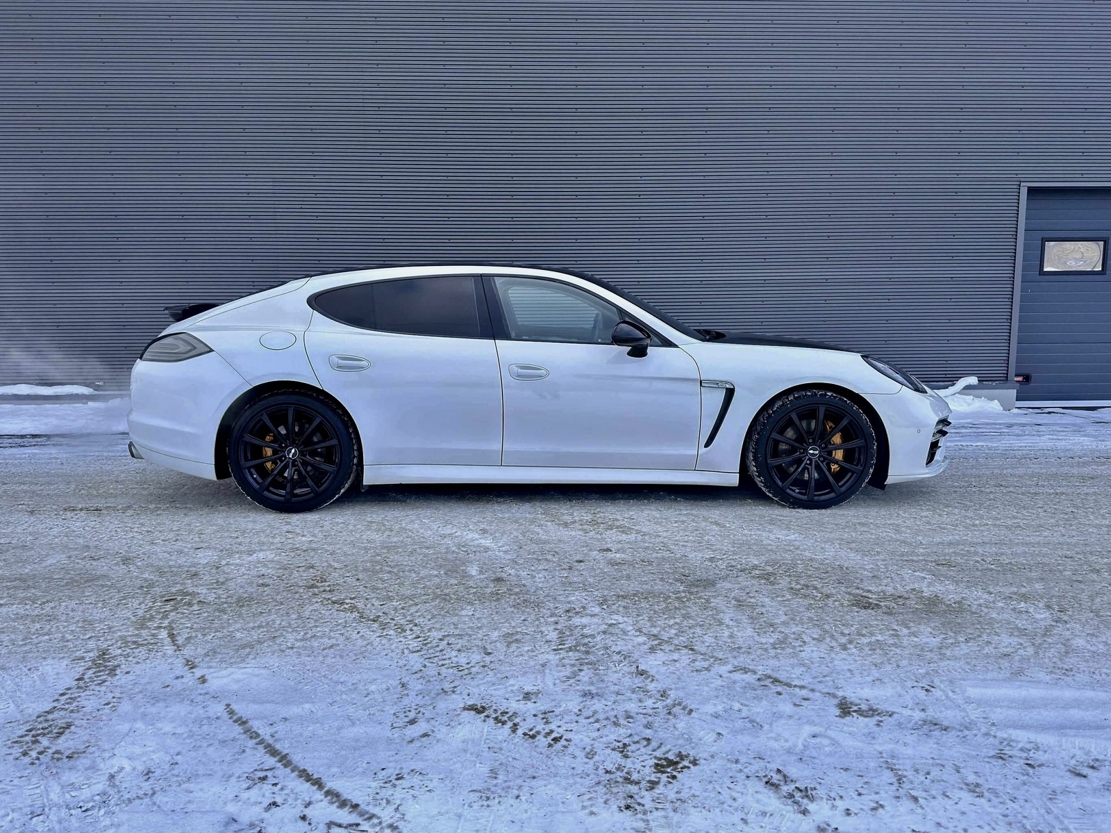 Porsche Panamera 2009, photo 3/10