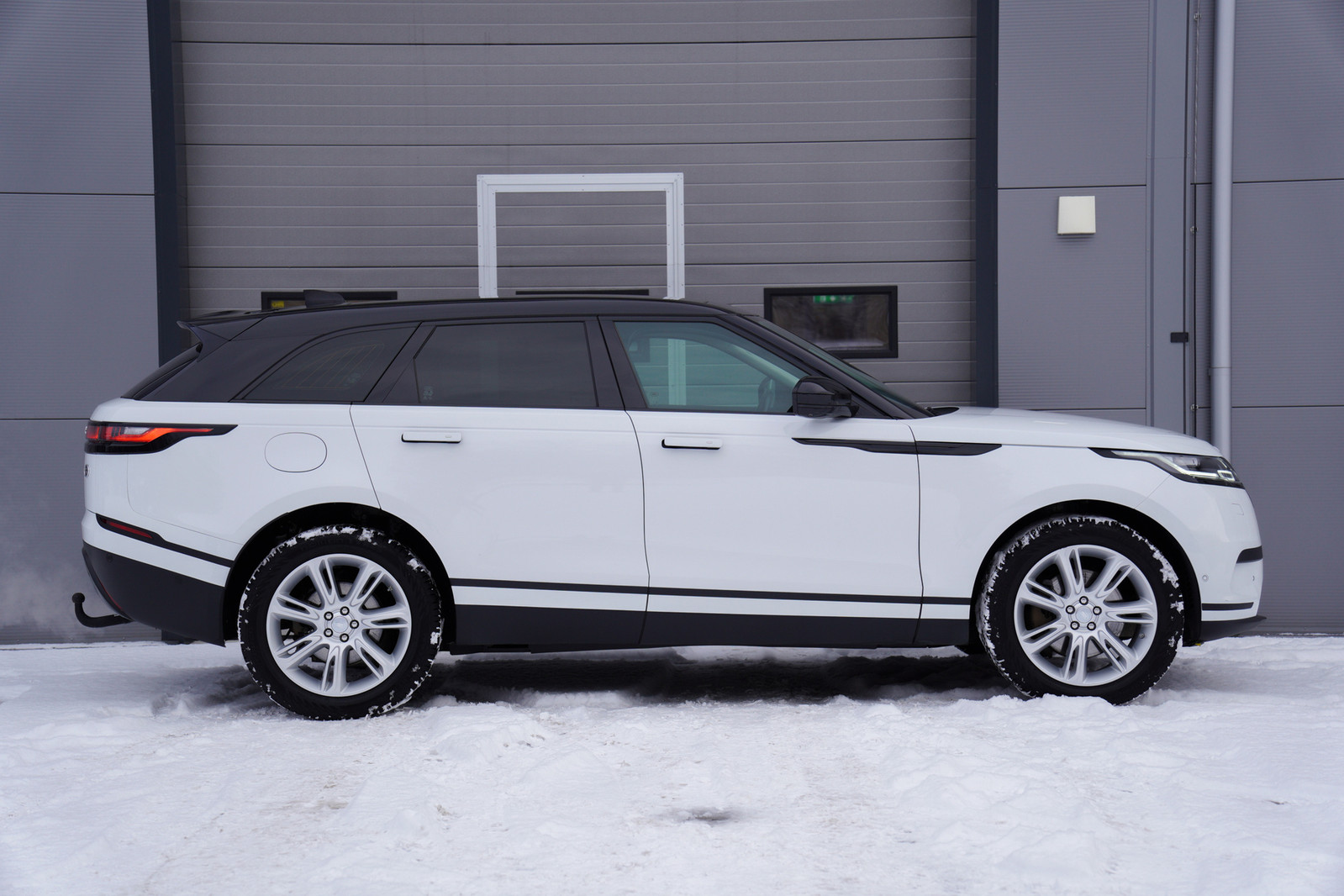 Land Rover Range Rover Velar 2021, kuva 2/22