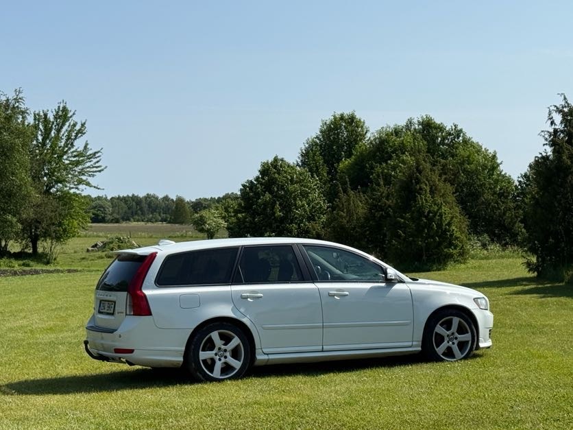 Volvo V50 2011, photo 2/18