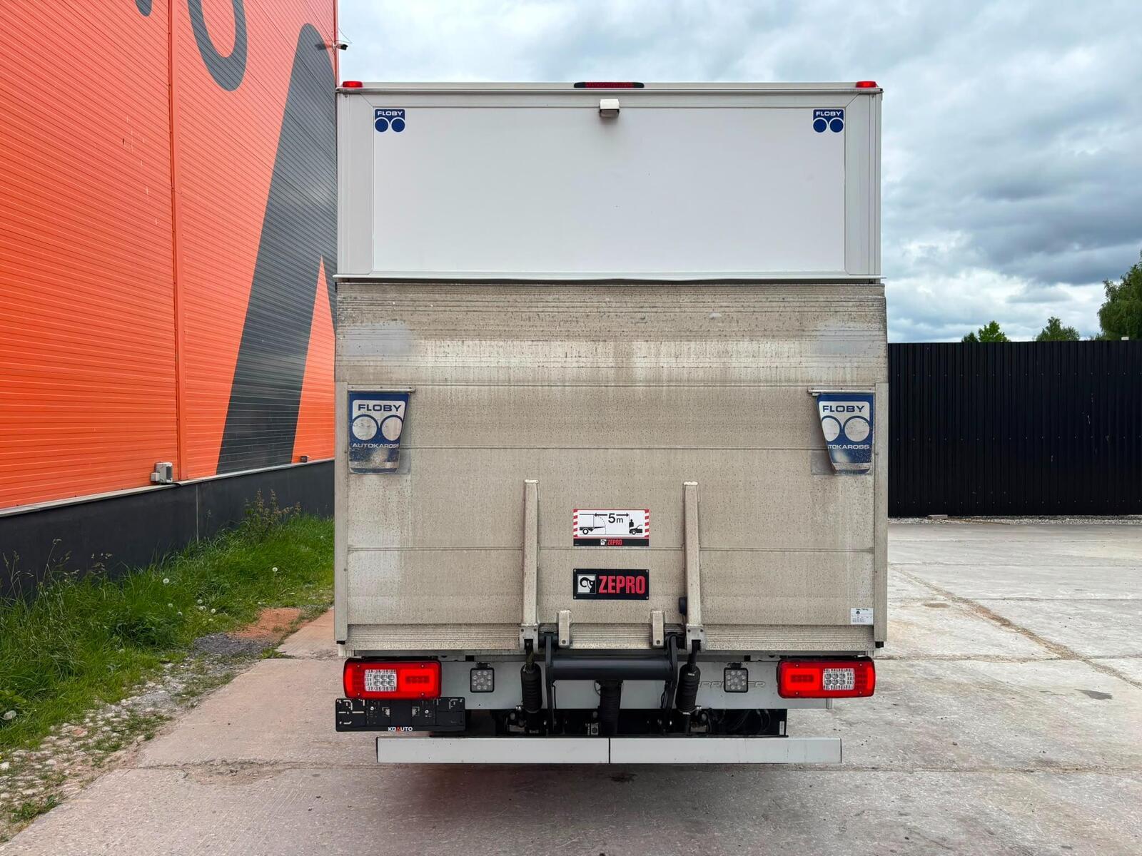 Mercedes-Benz Sprinter 2023, kuva 7/10