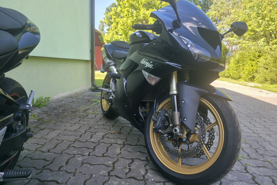 Kawasaki ZX-10R NINJA, 2006, 1.0, 129 kW, bensiin, manuaal, tagavedu
