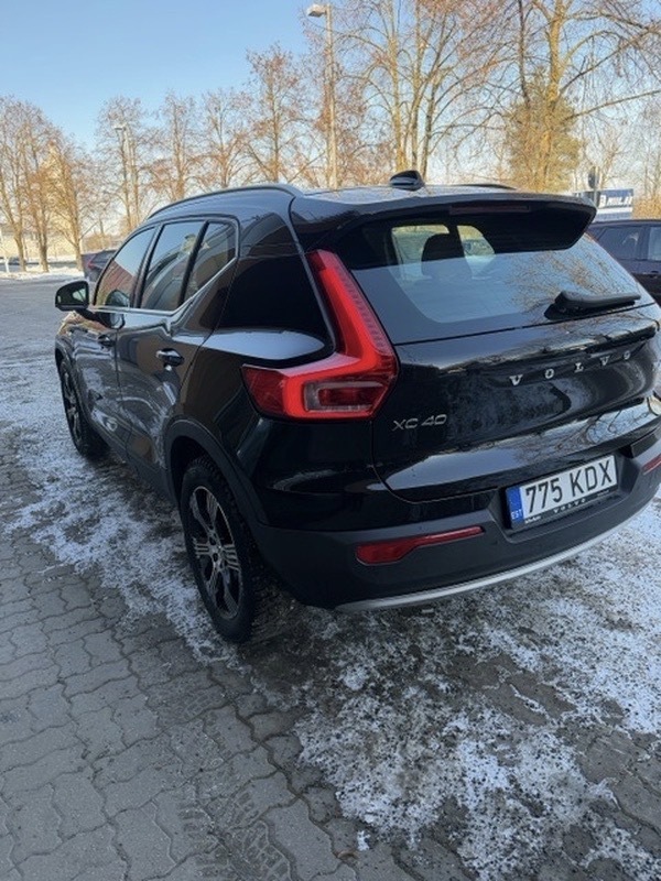 Volvo XC40 2021, kuva 3/4