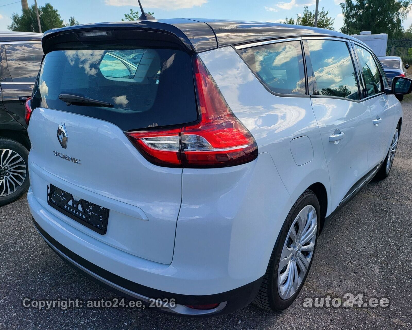Renault Grand Scenic 2019, photo 3/24