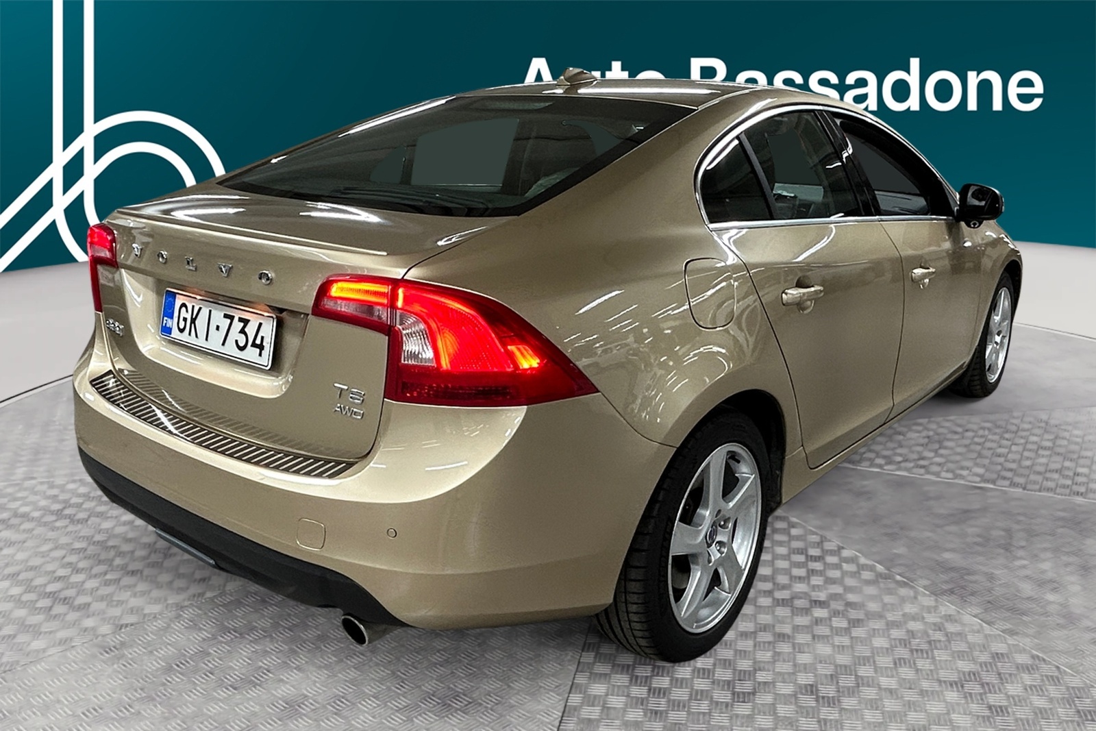 Volvo S60 2012, photo 5/10