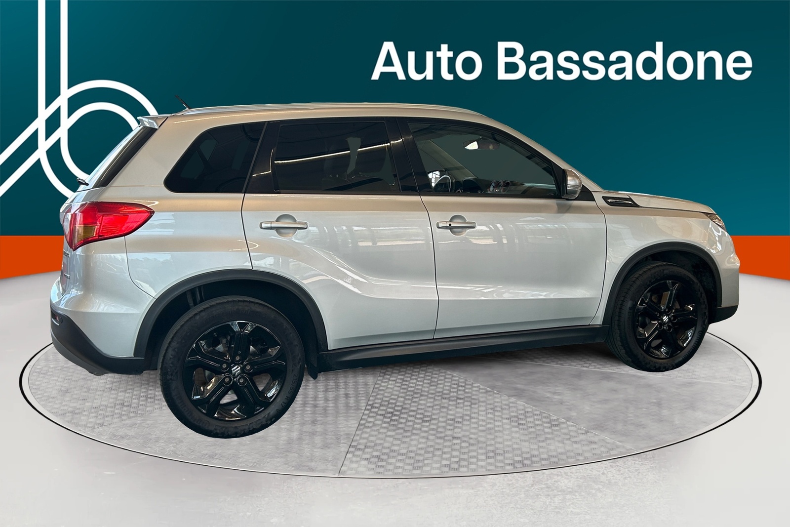 Suzuki Vitara 2017, photo 6/22