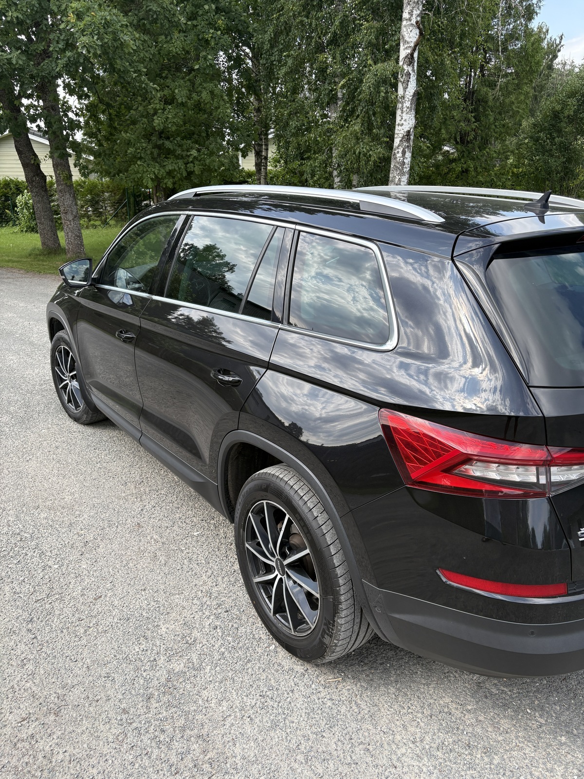 Škoda Kodiaq 2019, photo 4/10