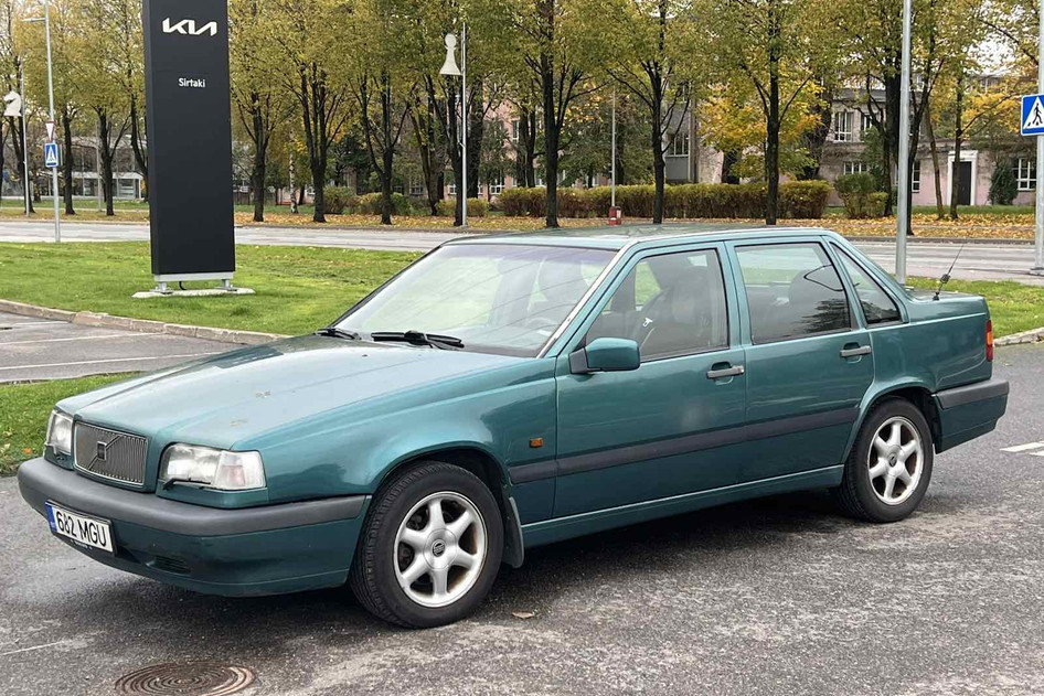 Volvo 850, 1993, 2.4, 125 kW, бензин, механическая, передний привод