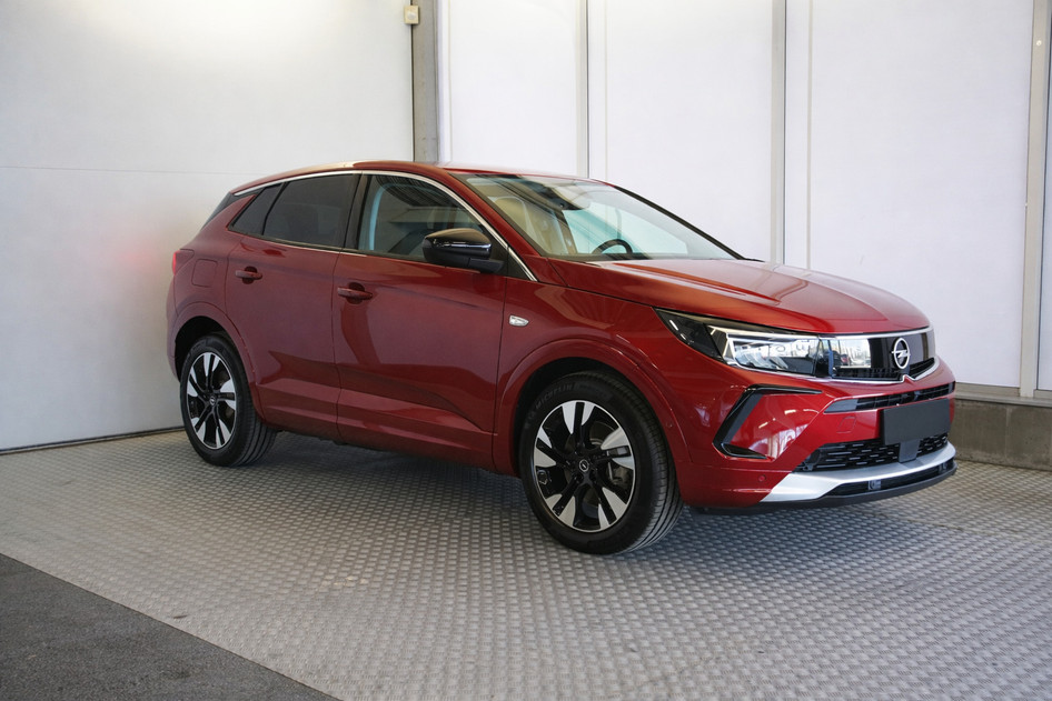 Opel Grandland, 2023, 1.6, 133 kW, pistikhübriid (bensiin/elekter), automaat, esivedu