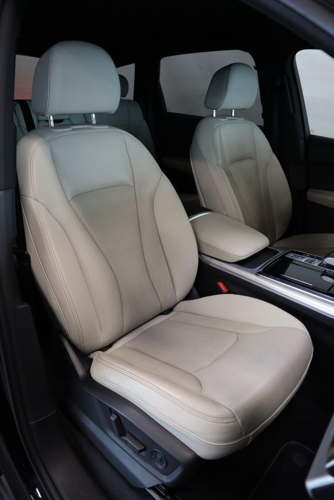 Audi Q7 2021, kuva 2/15