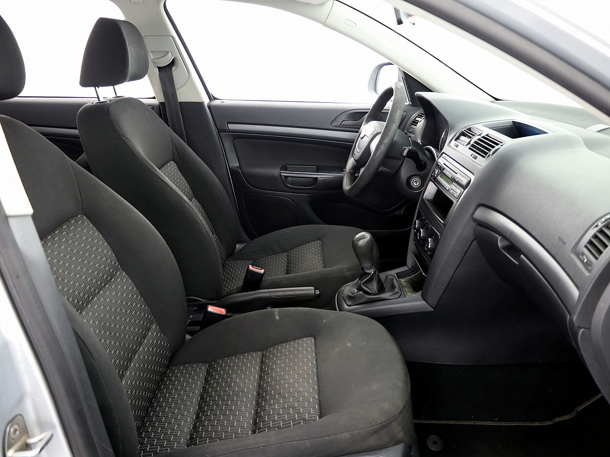Škoda Octavia 2009, kuva 6/7