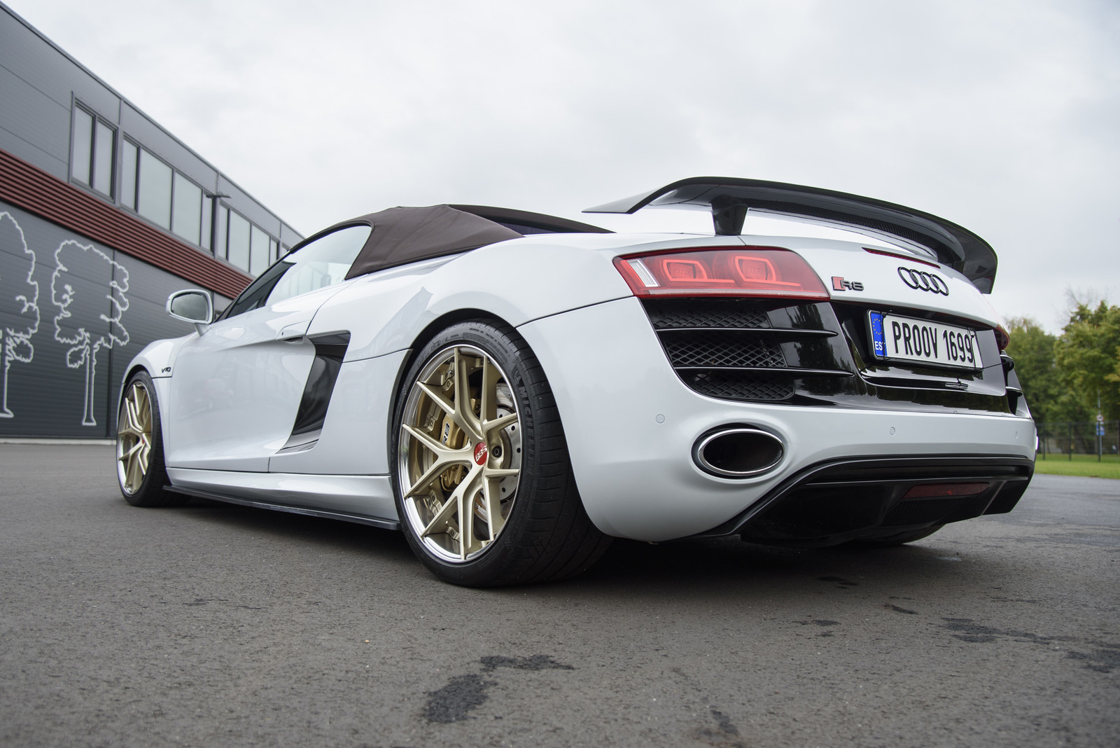 Audi R8 2011, photo 5/31