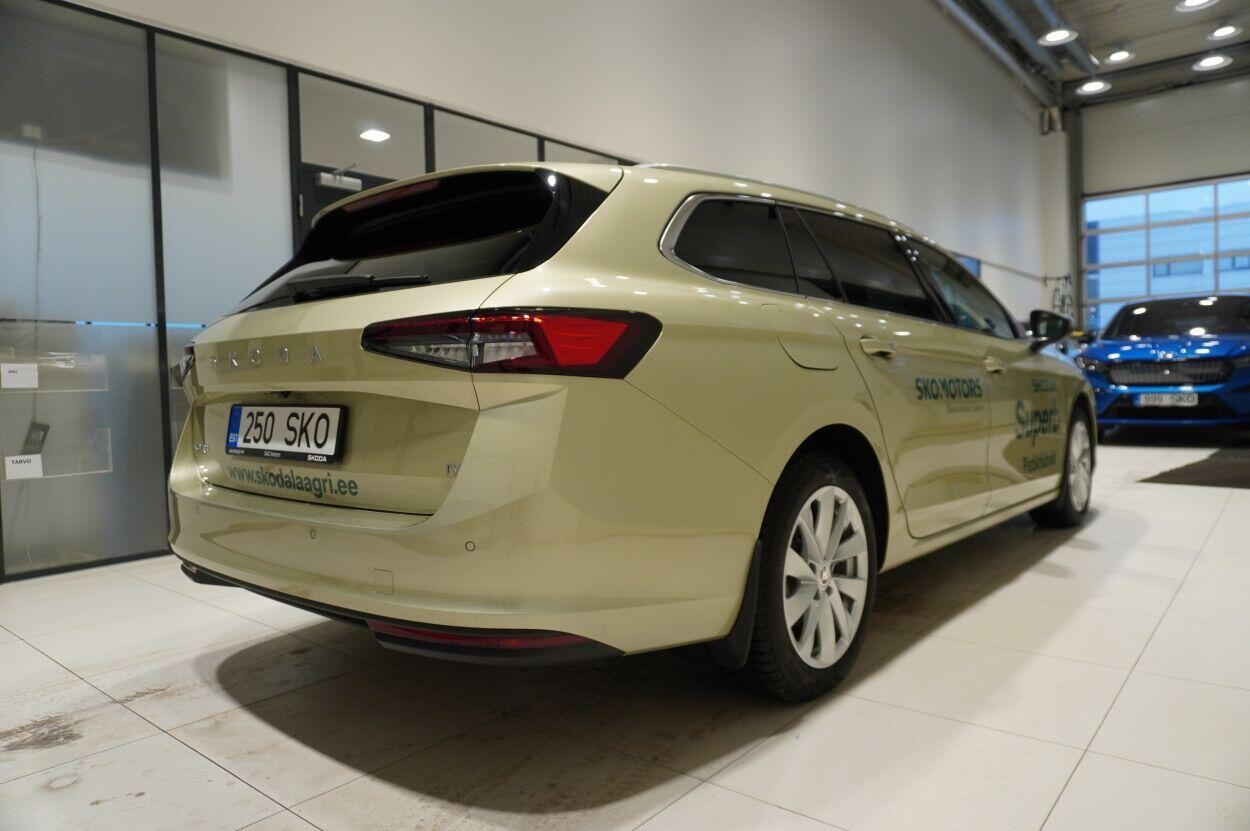Škoda Superb 2025, photo 3/27