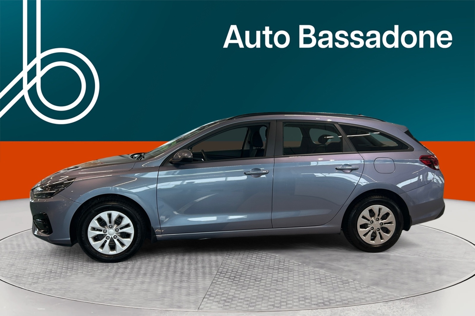 Hyundai i30 2025, photo 2/19