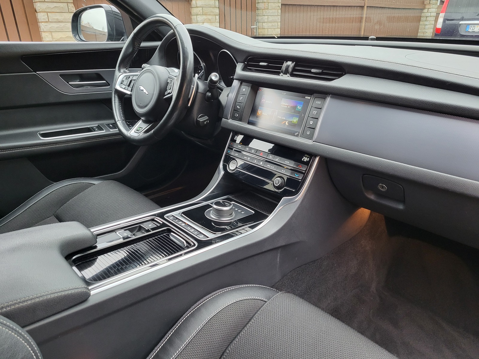 Jaguar XF 2018, kuva 7/31
