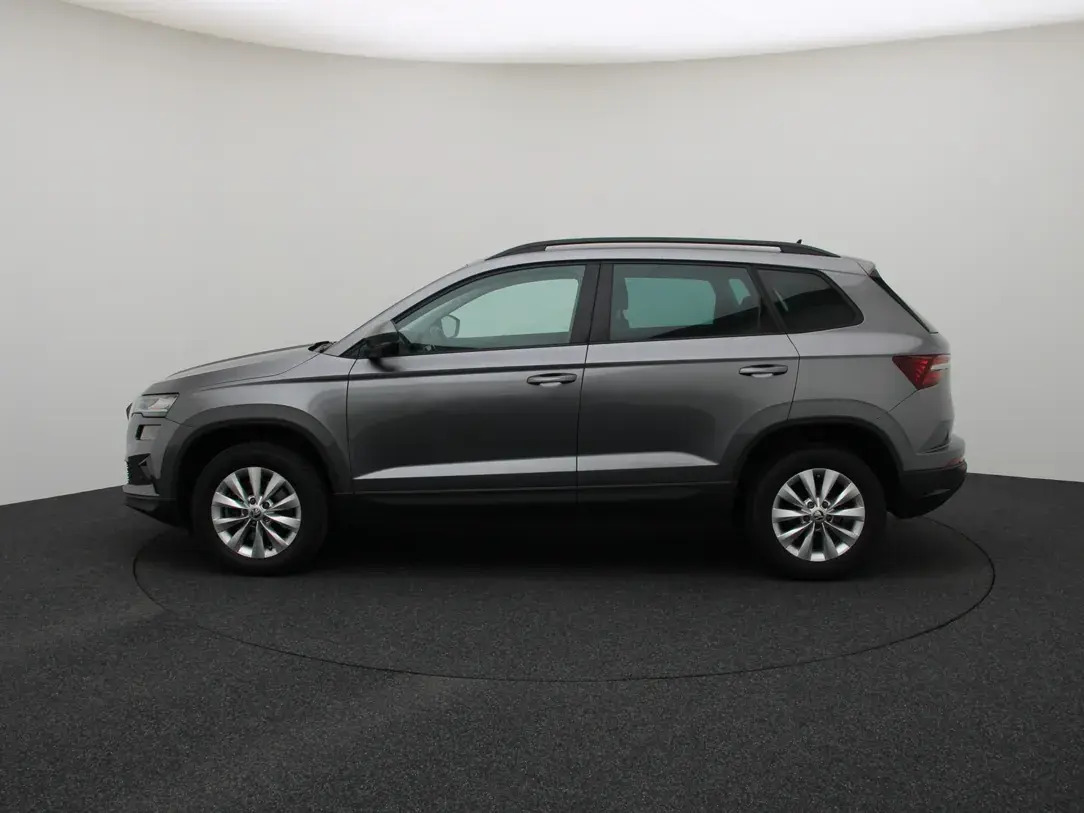 Škoda Karoq 2022, photo 6/35