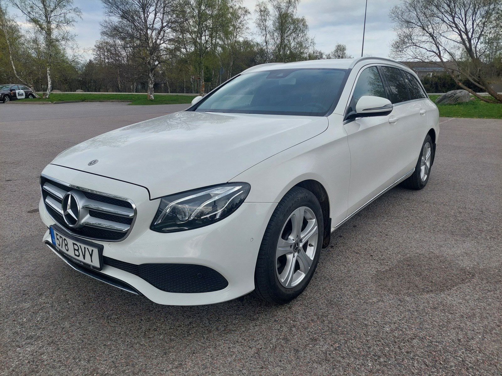 Mercedes-Benz E 220
